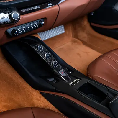 صورة مصغرة 7 لـ 2022 Ferrari 812 GTS