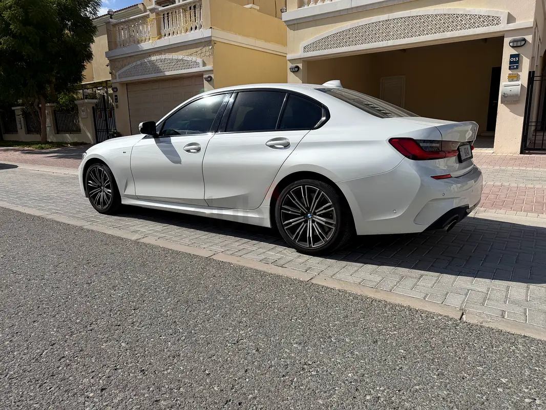 330i