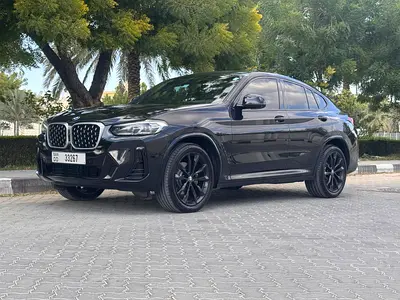 BMW X4 xDrive 30i 2022, American Specs
