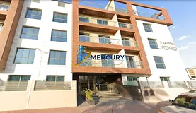 Well Maintained | Neat &amp; Convenient | Chiller FREE