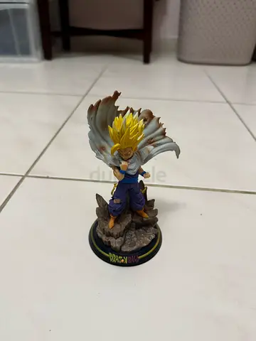 Dragon Ball Z Collectible Figurine - Super Saiyan Transformation