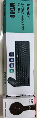 Keyboard and headphone