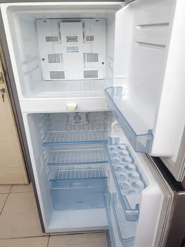 Daewoo Top Mount Refrigerator 250 Litres FRX89S
