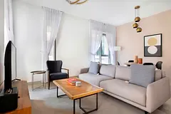 Courtyard View | Furnished | Flexible Terms