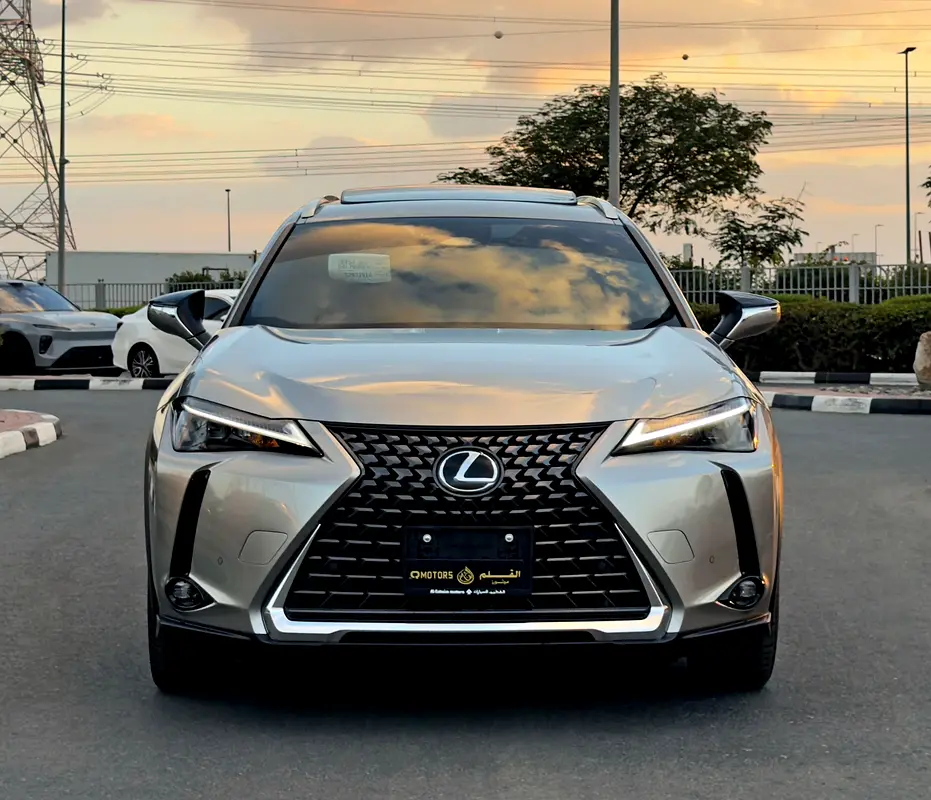 Lexus UX-Series 2025