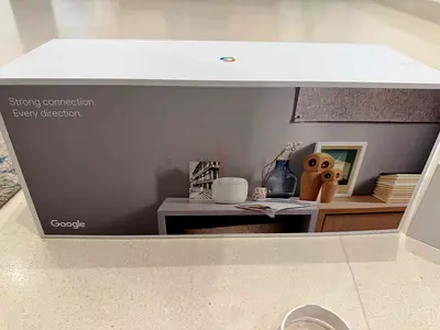 Google Nest WiFi mesh router and 2 points