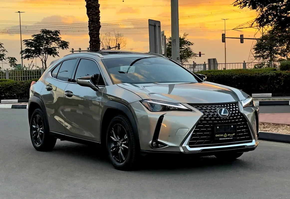 Lexus UX-Series 2025
