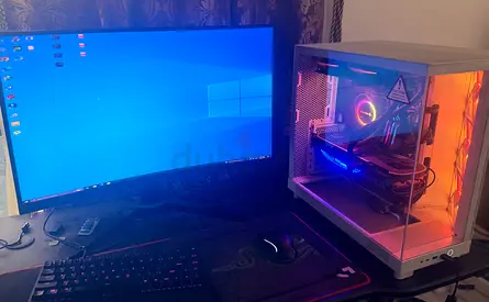 Powerful Desktop Gaming Computer with RGB