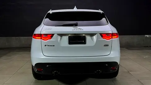 صورة مصغرة 15 لـ 2018 Jaguar F-PACE