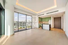 12 Cheques | Modern Corner Unit | High Floor