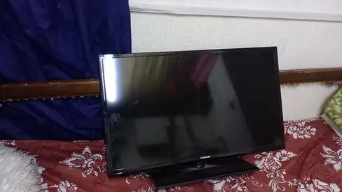 Samsung 32 inch lcd tv