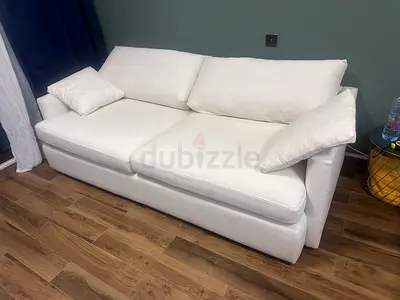 Stylish _ CrateBarrel Lounge Deep feather filled Sofa Perfect Condition