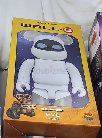 Disney Pixar Wall-E: Eve 1000% Bearbrick by Medicom | dubizzle Dubai