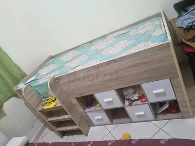 Kids bed for sale