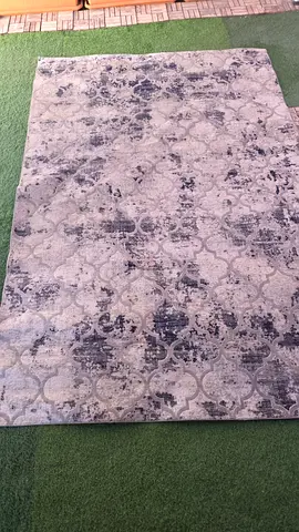 Stylish Grey Decorative Carpet for 70 dhd