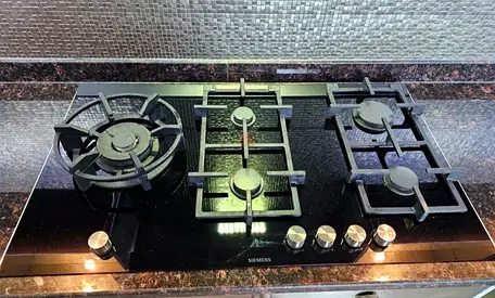 Siemens latest model 5 burner gass cooktop built-in 90cm fully-integrated
