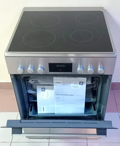 Bosch electric ceramic cooker latest model same like new condition 60/60 free delivery installation