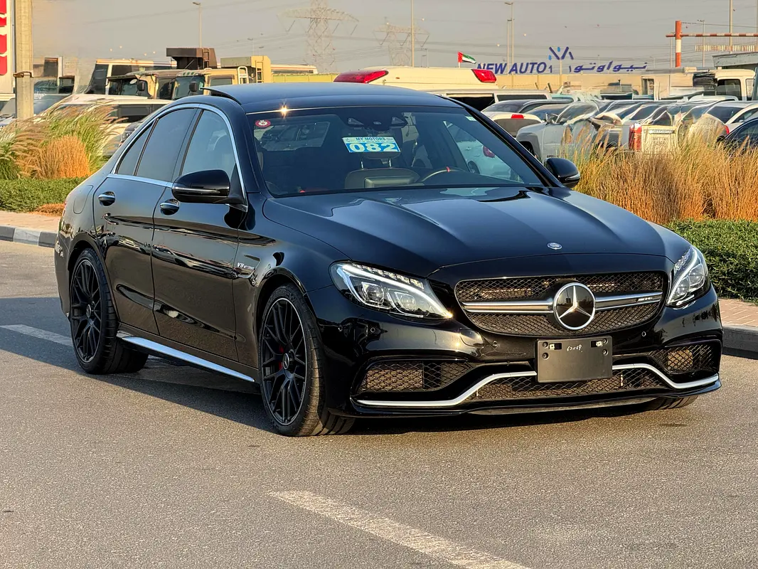 Mercedes-Benz C-Class 2017 — photo 1 of 17
