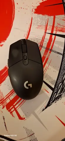 G305 wireless gaming mouse 1000hz polling rate no box but all the accessories are included