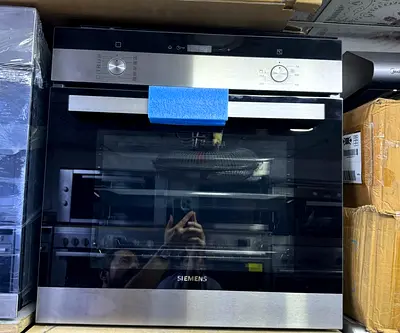 Siemens latest model IQ-300 electric oven built-in 60cm integrated model