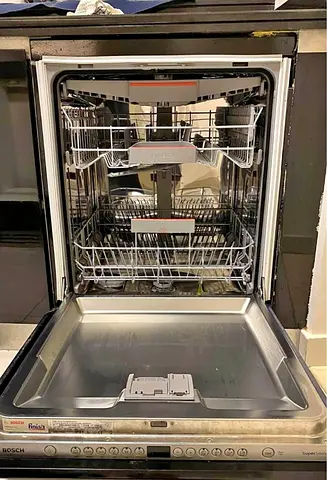 Bosch 3 rack  Built-in Fully Integrated Dishwasher - Model SMV46NX10M uy7ii