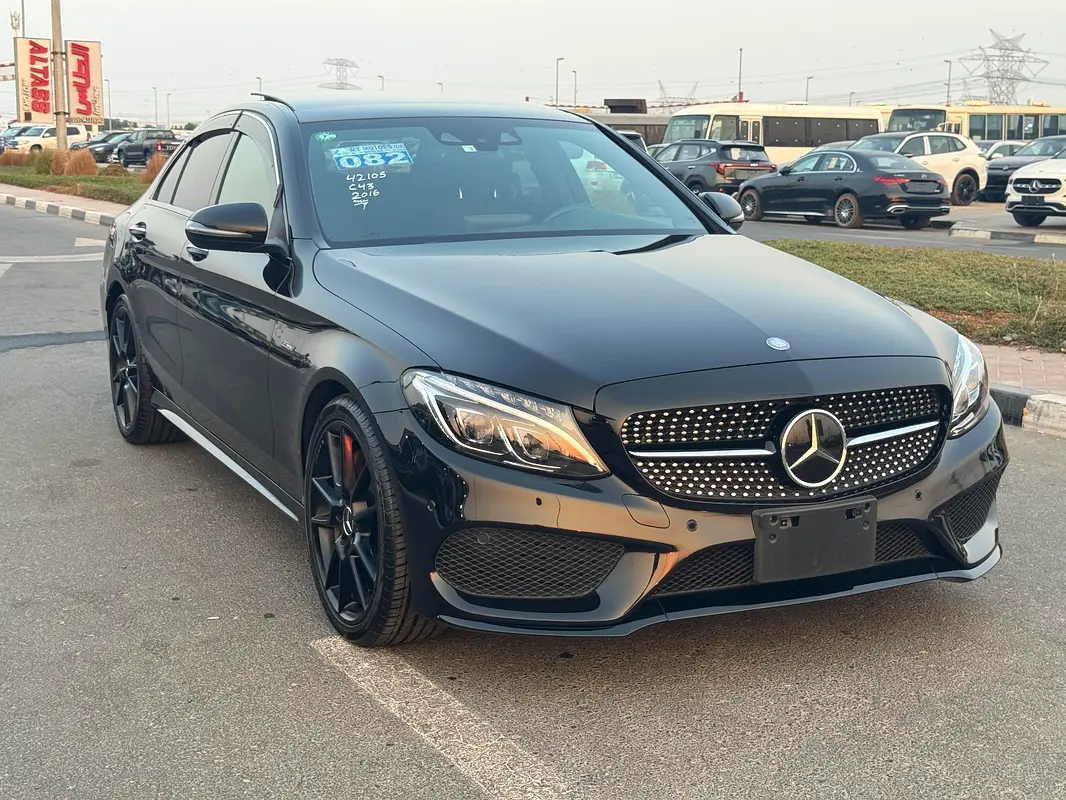 Mercedes-Benz C-Class 2016 — photo 1 of 15