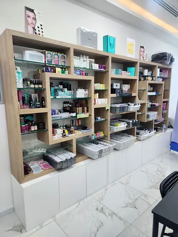 Stylish Wooden Display Shelf for shop, office, kiosk