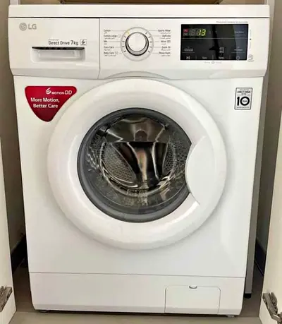 LG washing 7kg new model
