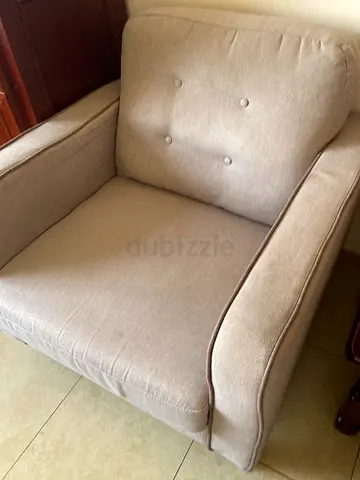 Comfortable Beige sofas for Sale