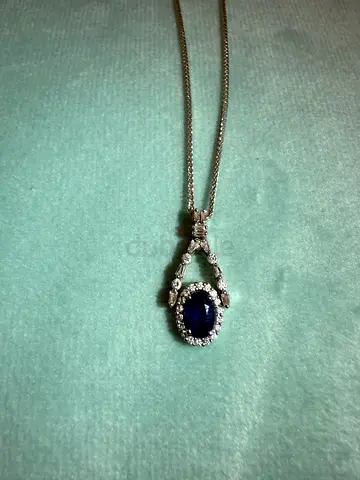 18k Diamond and Sapphire necklace