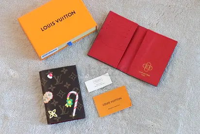 Card holder Louis Vuitton