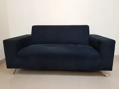 Beautiful 2 seat Sofa in mint condition
