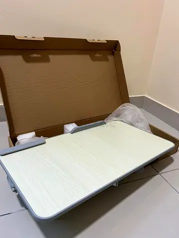 Compact Folding Table smart