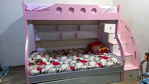 Stylish Pink Bunk Bed for Kids