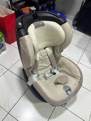 Comfortable Infant Car Seat for Safe Travels
