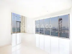 Sea View | Corner Unit | High Floor | Vacant