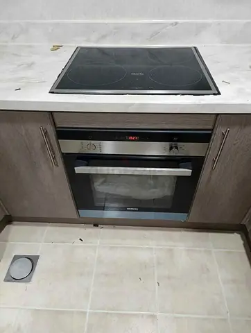 Siemens new model built in oven with cooktop set 60cm