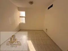 MARVELOUS OFFER !! BEAUTIFUL 2BHK WITH CLOSE HALL + BALCONY FAMILY BUILDING ! IDEAL LOCATION !! JUST