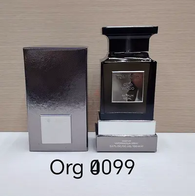 Tom Ford Oud Wood Eau de Parfum - 100ml