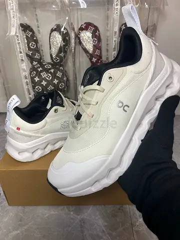 Qc White Sneakers with Comfortable Sole