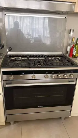 Siemens iq700 top gass oven electric cooking range