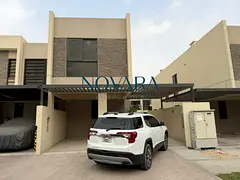 Geniune Resale | Spacious Corner Unit - Best Priced Unit - R2EM Layout - Rented