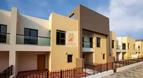 DUPLEX ll 3BR l| ONE PAYMENT