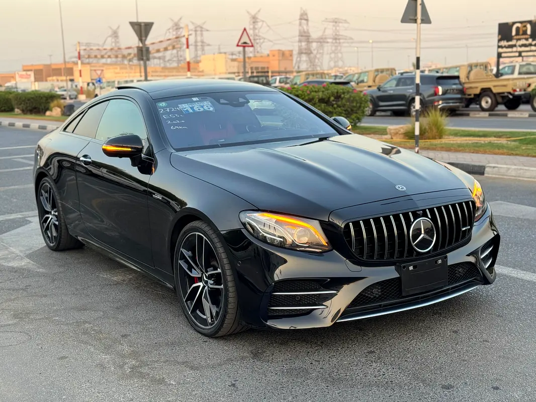 Mercedes-Benz E-Class 2020 — photo 1 of 15