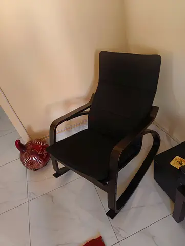 Comfortable Rocking Chair for Relaxation