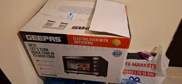 GEEPAS Electric Oven with Rotisserie - Perfect for Quick Meals
