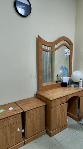 Mirror table