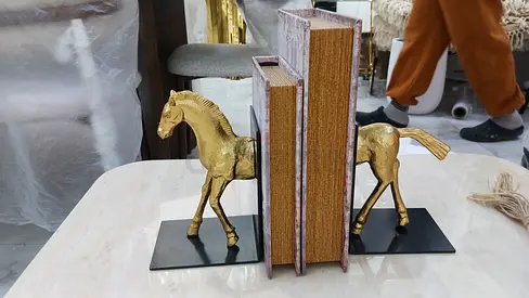 Elegant Horse Bookends