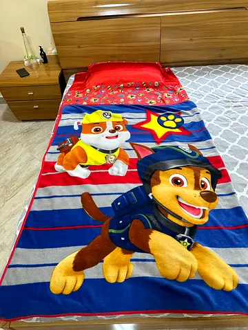Cozy Paw Patrol Bedsheet ans Blanket for Kids