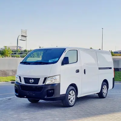 2015 Nissan URVAN — фото 5